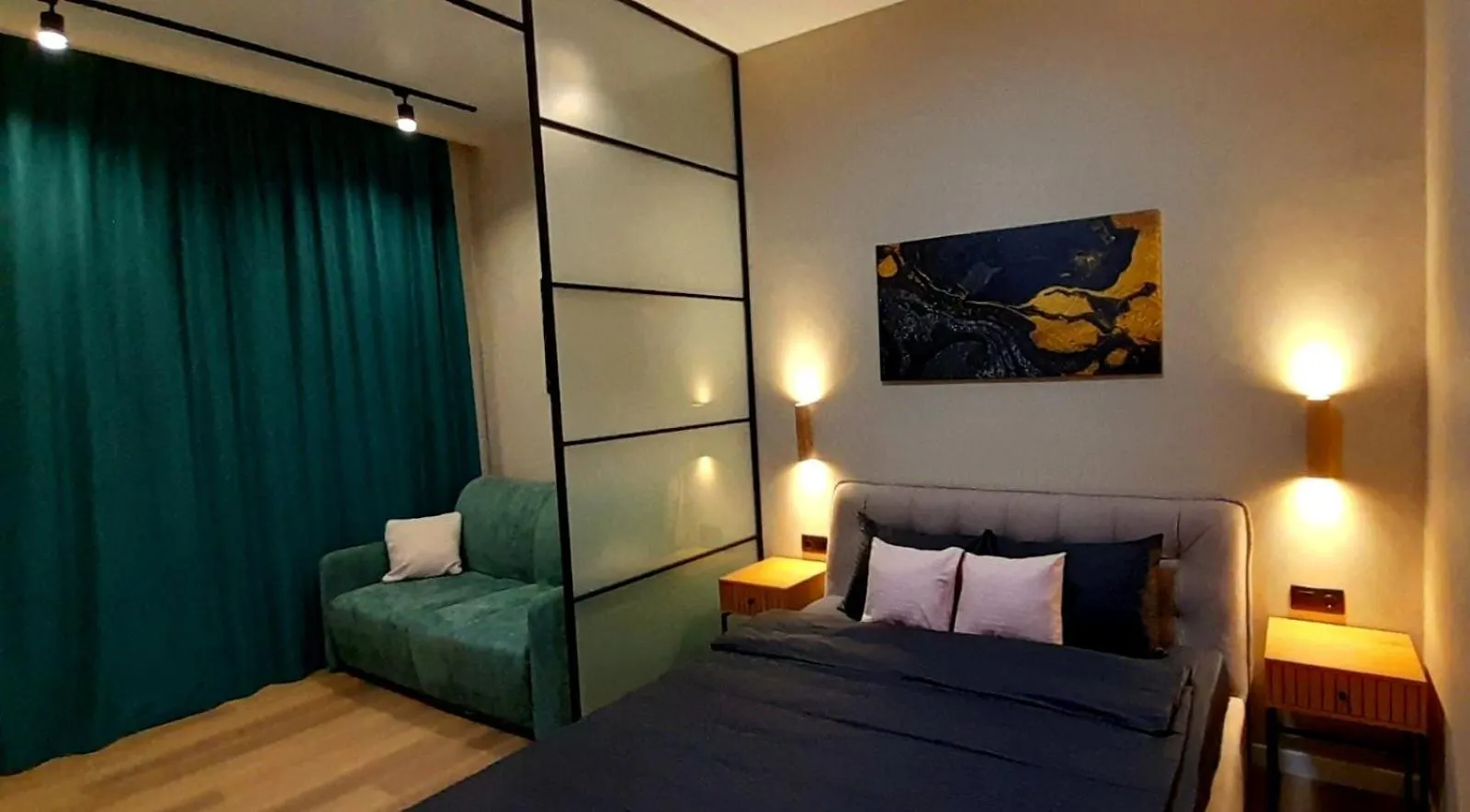 Апартаменты White Rooms On City Center Львов